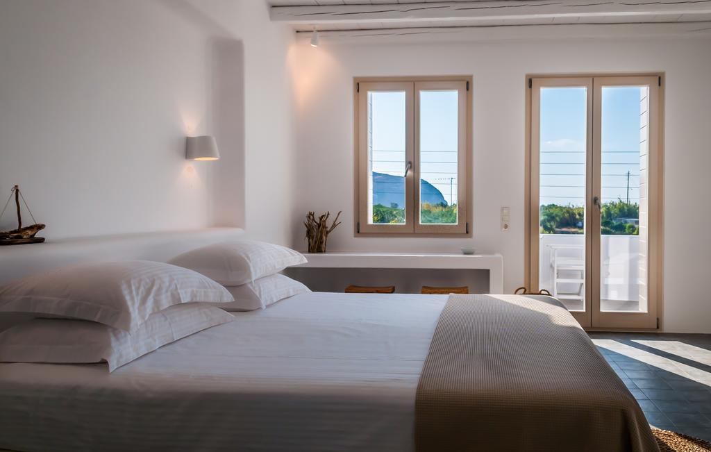 Milia Gi Suites Поллония Номер фото