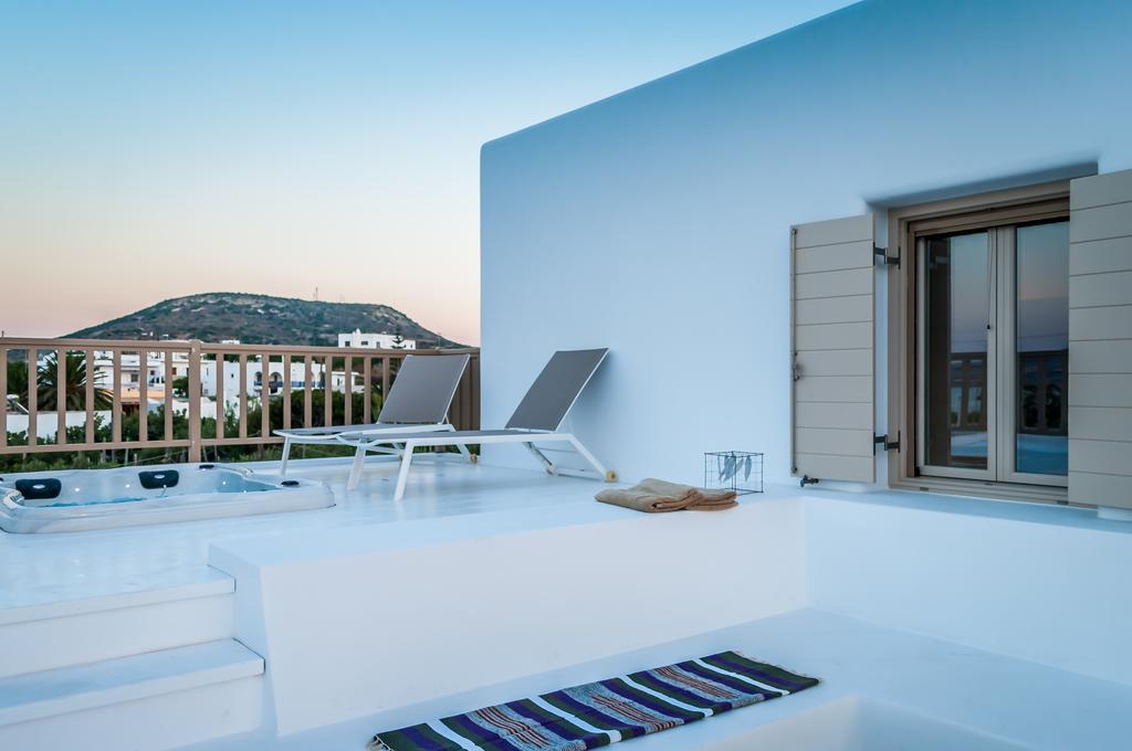 Milia Gi Suites Поллония Номер фото