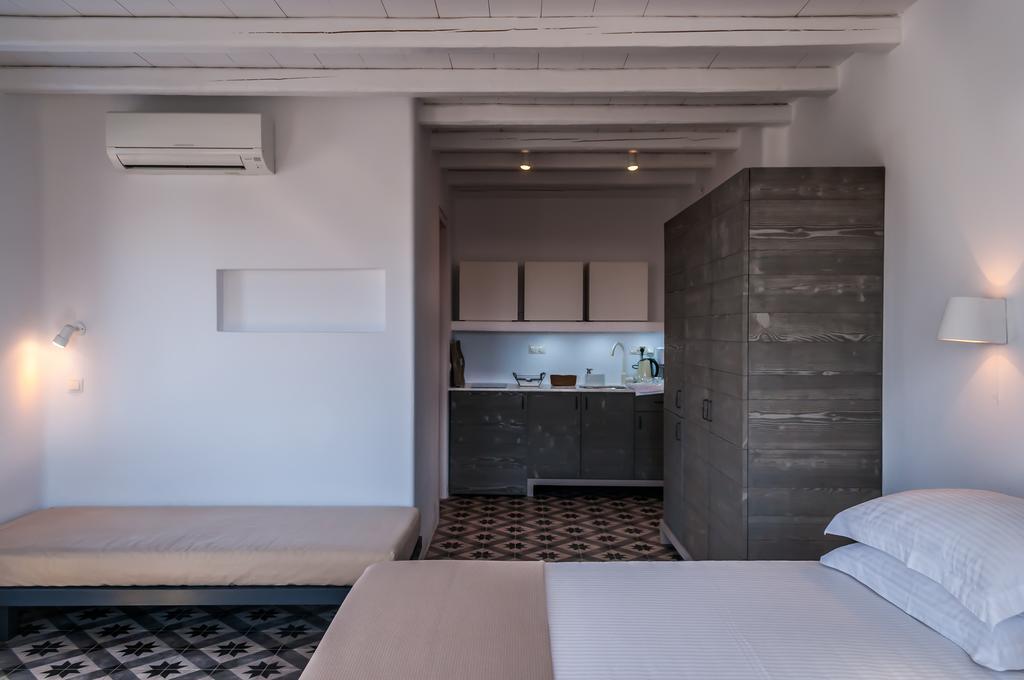 Milia Gi Suites Поллония Номер фото
