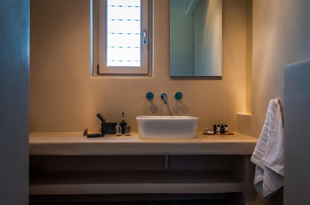 Milia Gi Suites Поллония Номер фото