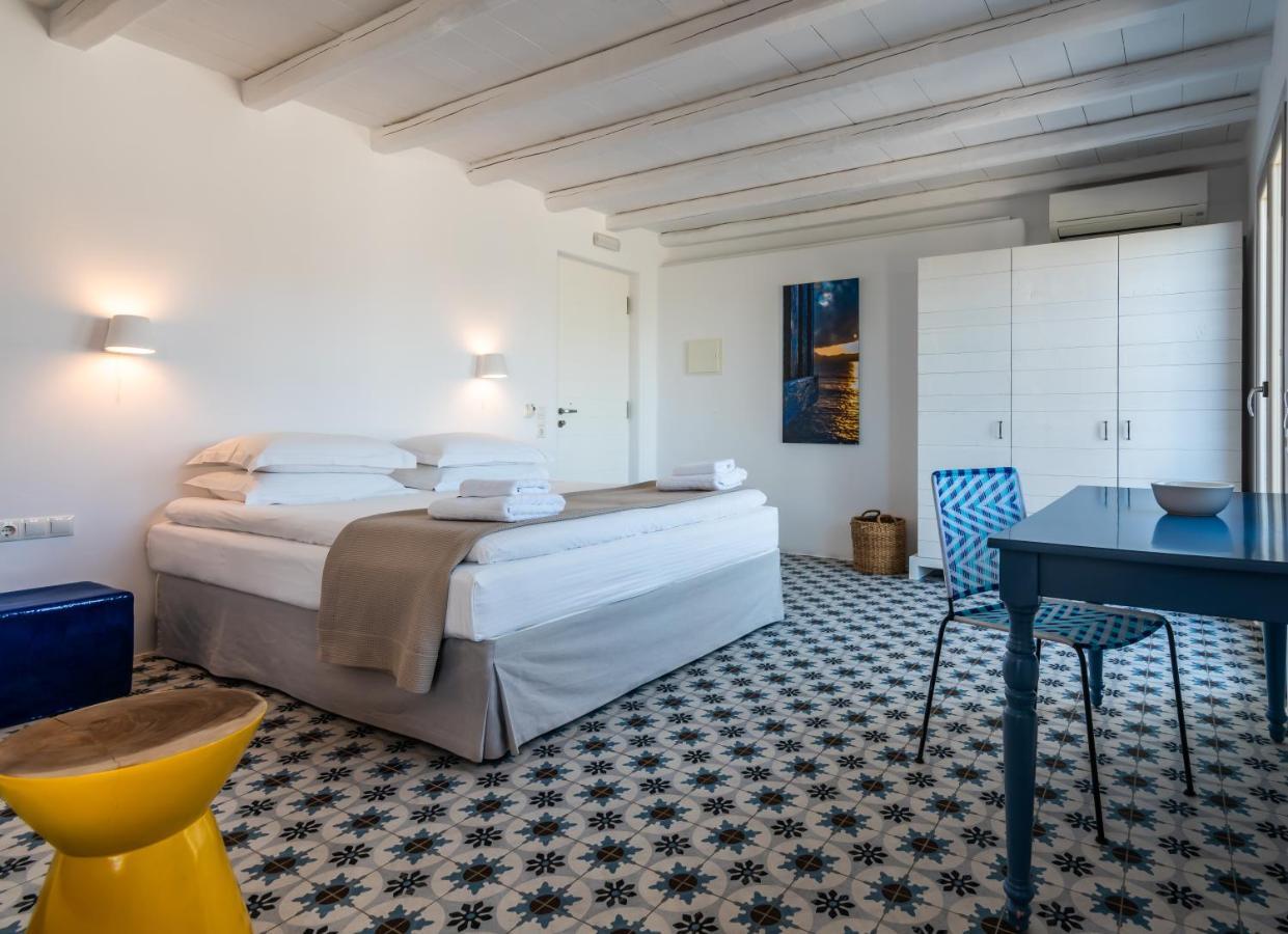 Milia Gi Suites Поллония Экстерьер фото